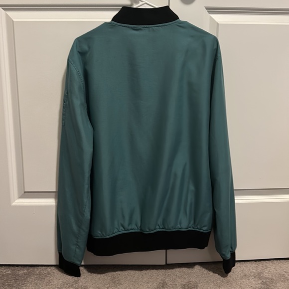 Sovereign Code Los Angeles Bomber Green Jacket - Picture 2 of 4